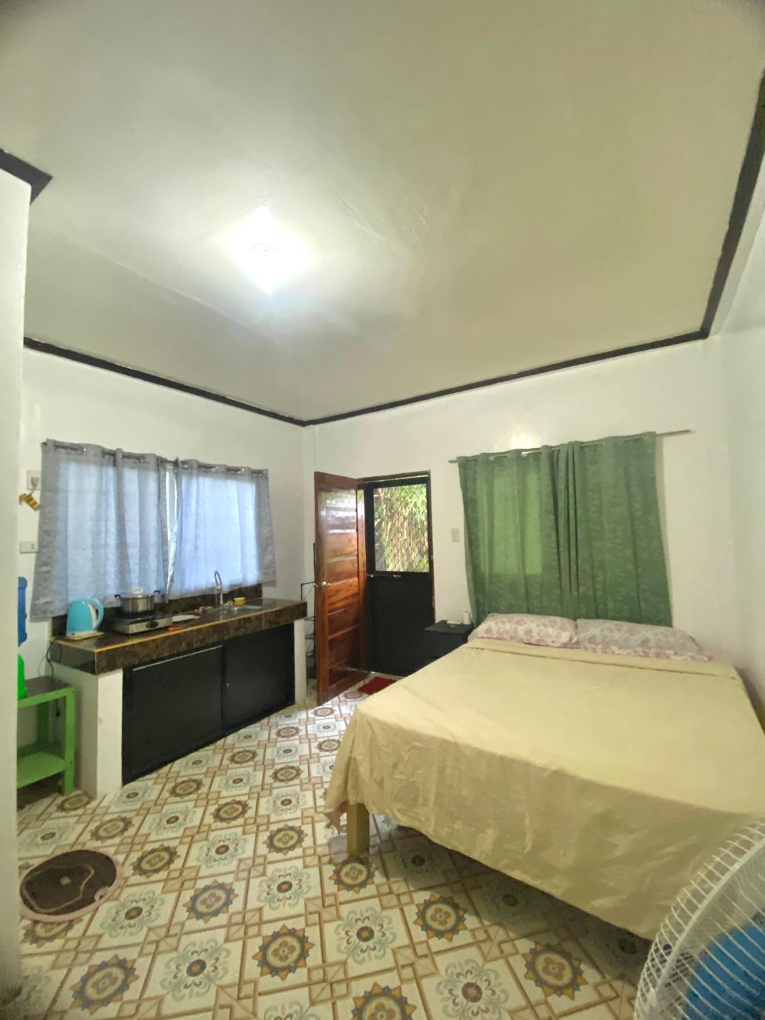 Masayay Homestay Starlink And Generator Santa Monica  Buitenkant foto
