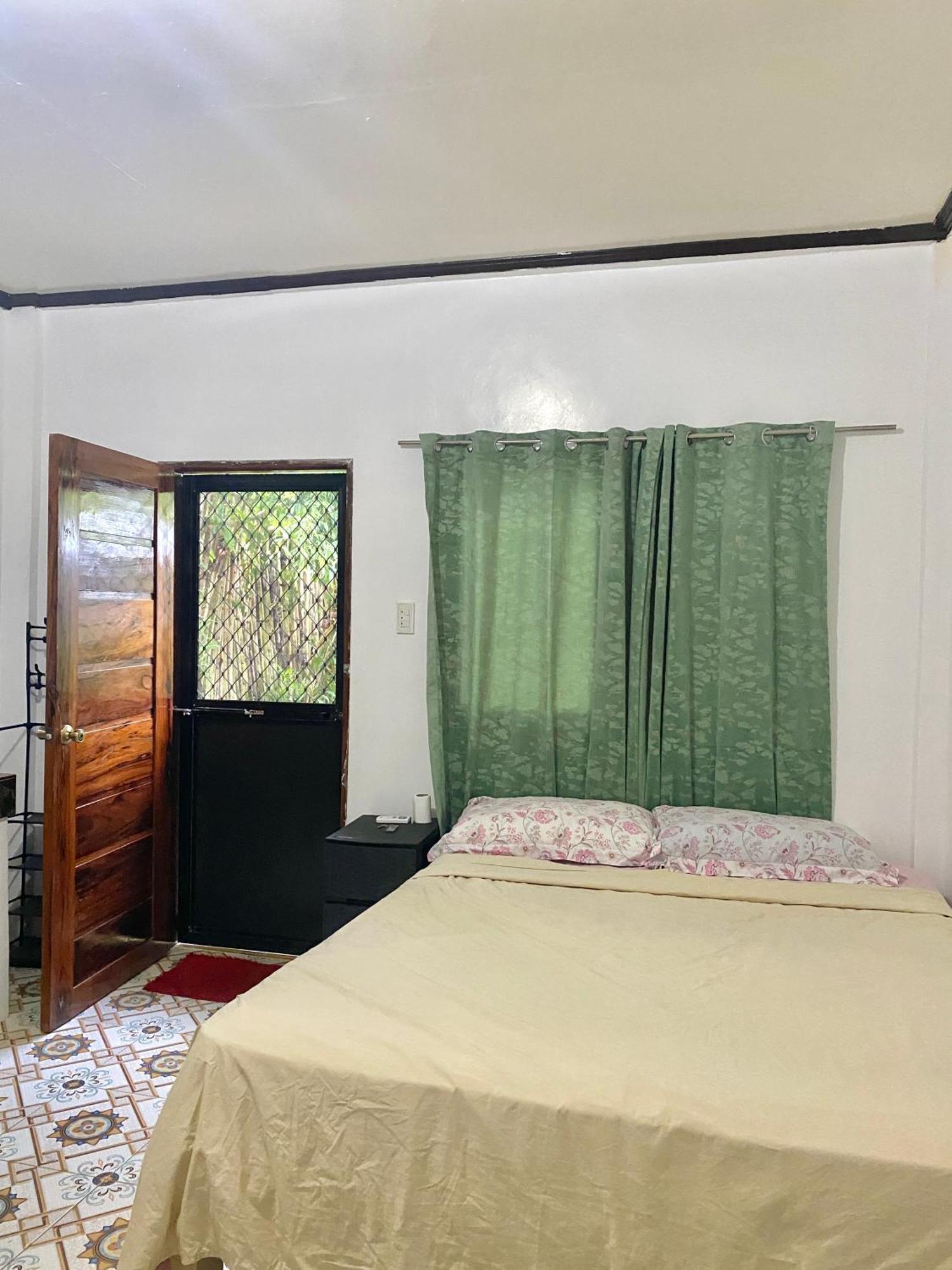 Masayay Homestay Starlink And Generator Santa Monica  Buitenkant foto